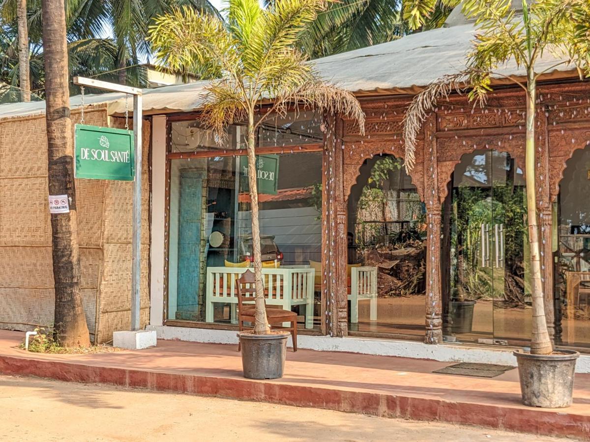 De Soul Sante Beach Resorts Morjim Goa ภายนอก รูปภาพ